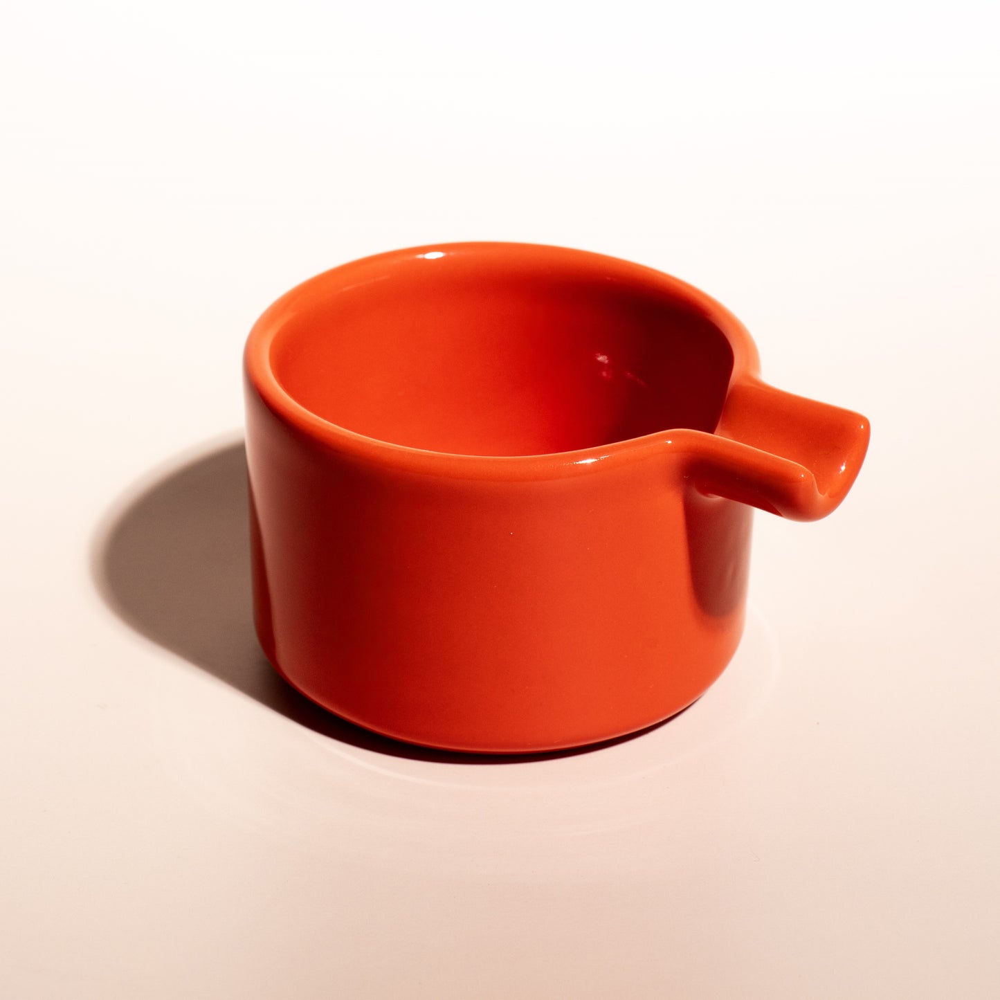 BASIC ASHTRAY - EMBER