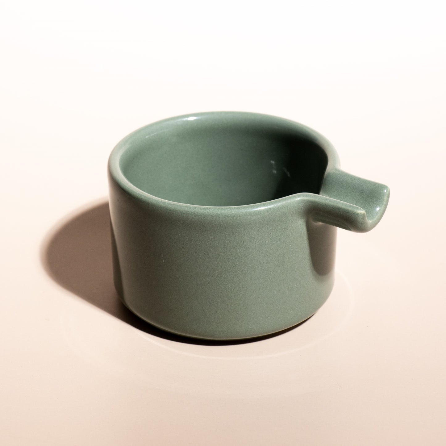 BASIC ASHTRAY - SAGE