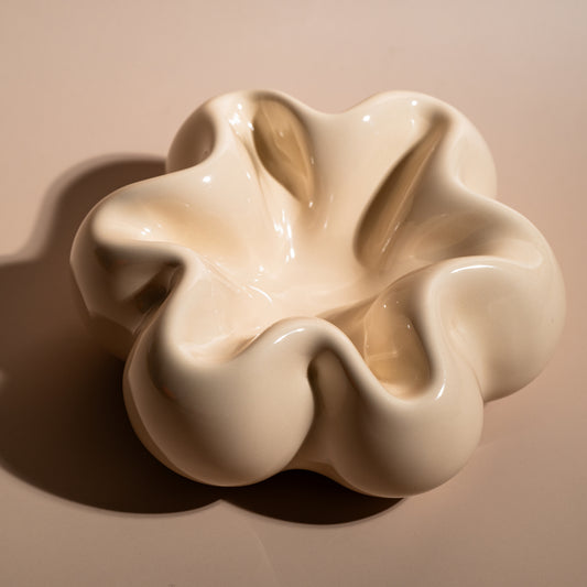 BLOOM ASHTRAY - CLAY
