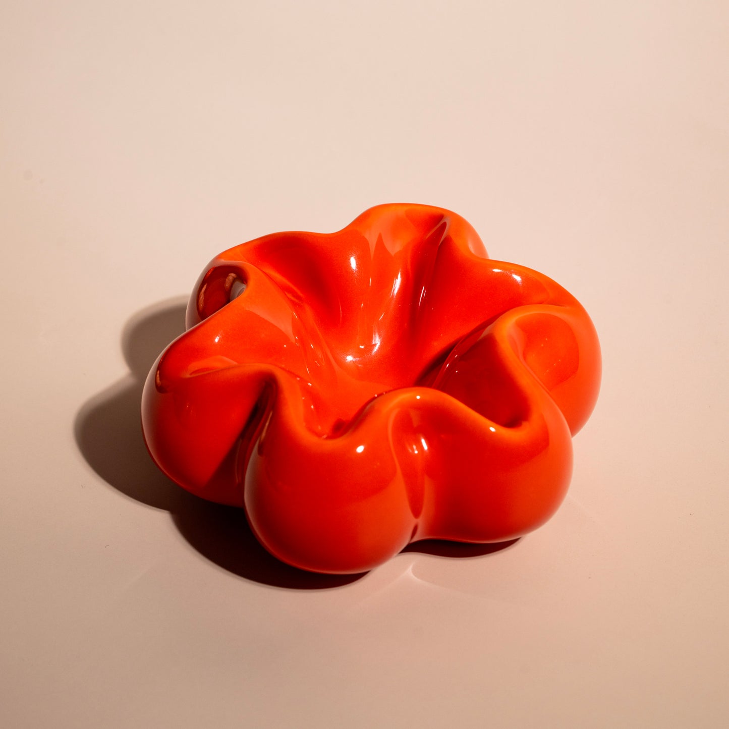 BLOOM ASHTRAY - EMBER