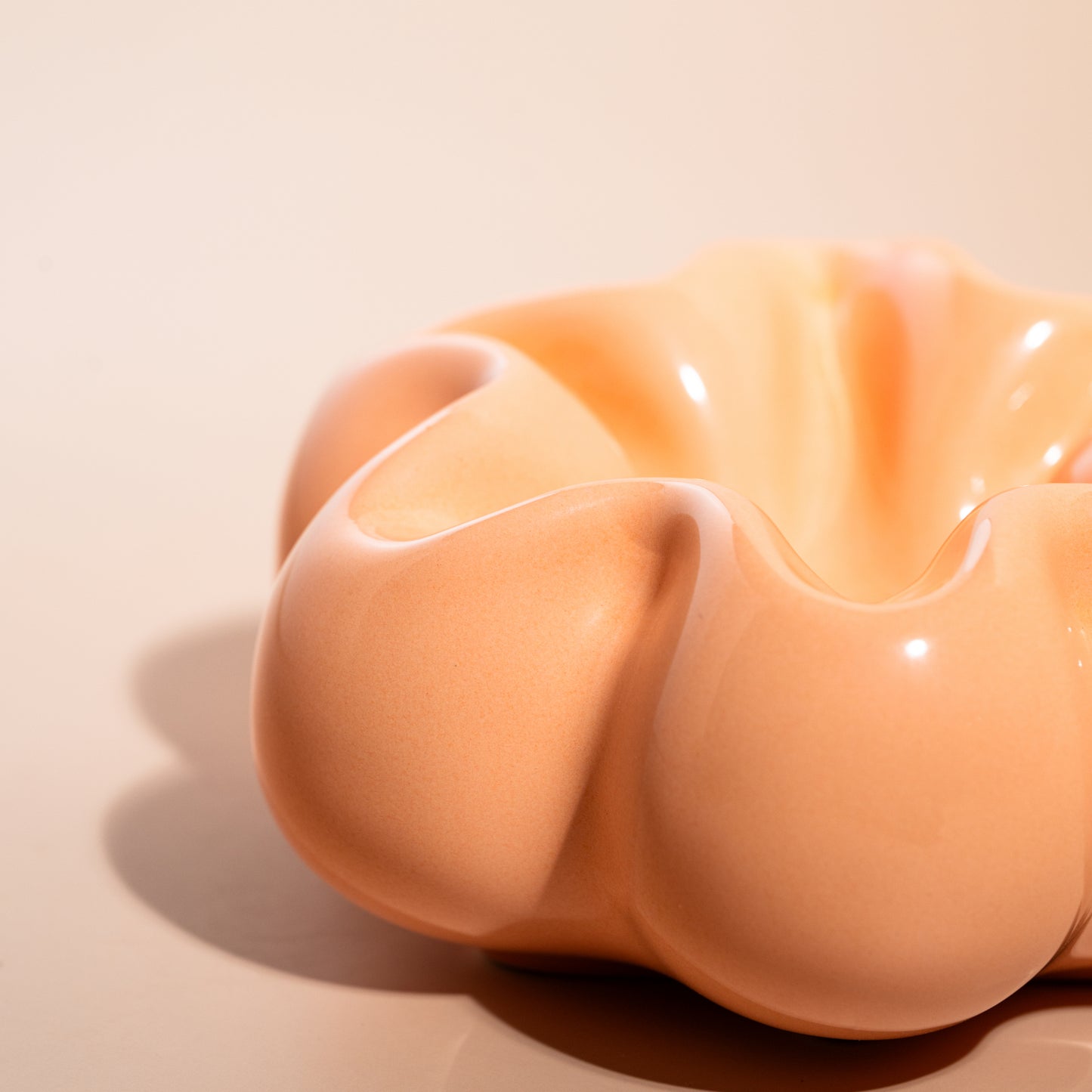 BLOOM ASHTRAY - SALMON